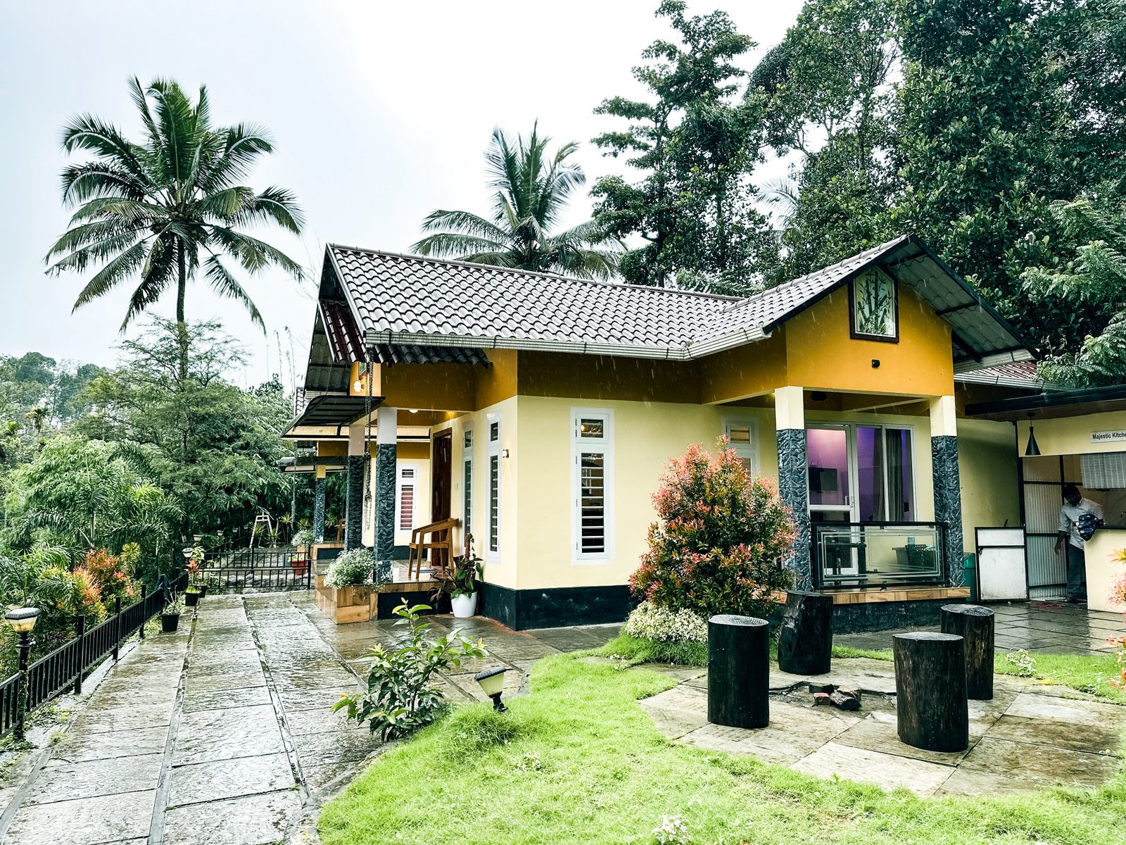 Z'IN Holidays villa exterior